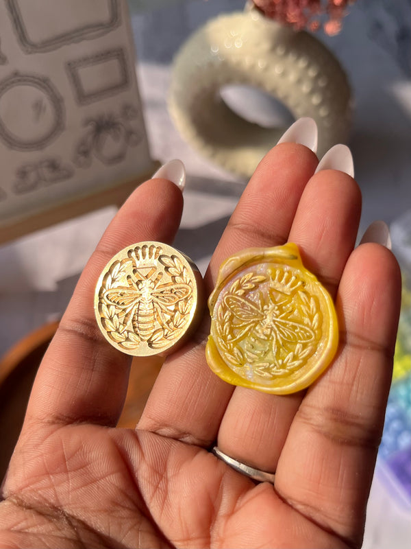 Wax seal stamp - Queen Bee