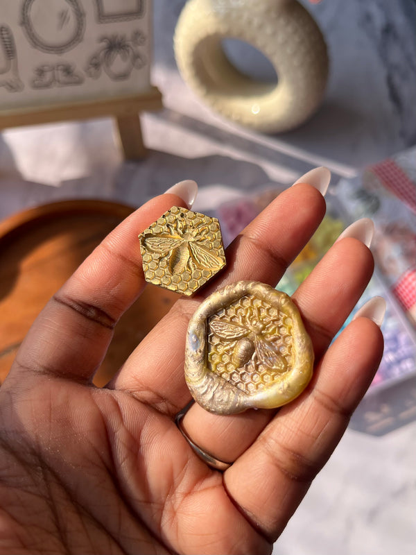 Wax seal stamp - Honeybee in Honeycomb