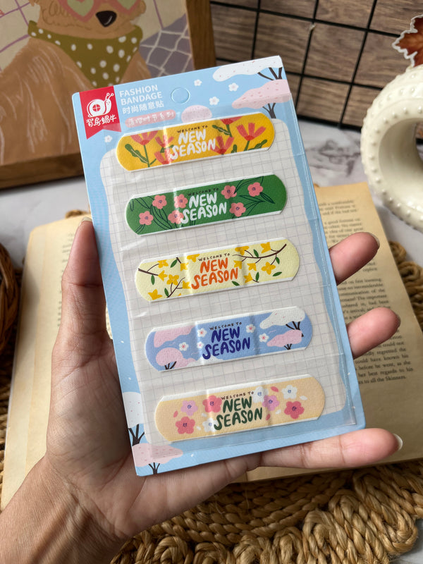 Cute Cartoon Bandages - variant 02